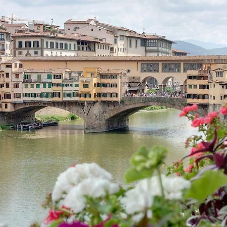 Historical Apartment Spectacular Arno View With Balcony From 12 Th Century. Флоренция Экстерьер фото