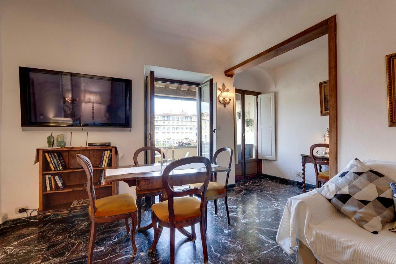 Historical Apartment Spectacular Arno View With Balcony From 12 Th Century. Флоренция Экстерьер фото