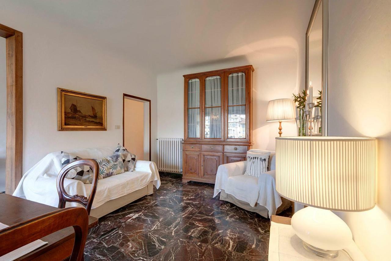 Historical Apartment Spectacular Arno View With Balcony From 12 Th Century. Флоренция Экстерьер фото
