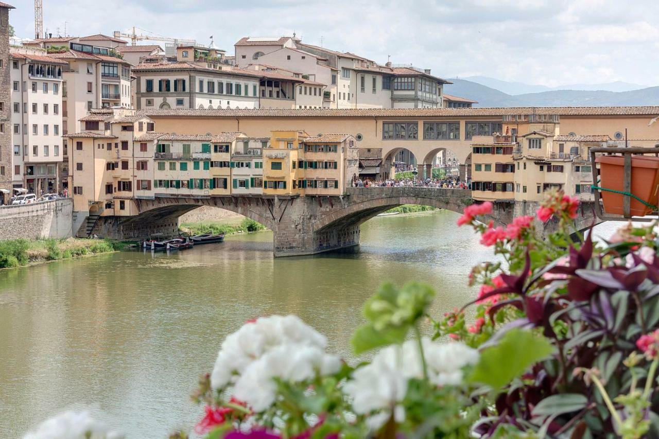 Historical Apartment Spectacular Arno View With Balcony From 12 Th Century. Флоренция Экстерьер фото